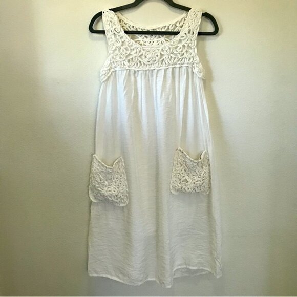 White Macramé Crochet Prairie Core Women's Shift Festival Dress w/ Front Pockets - Picture 6 of 9